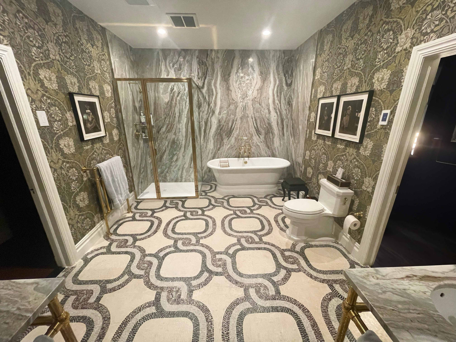 Elevate Your Bathroom Oasis: The Artistry of Personalizable Marble Mosaic Artwork